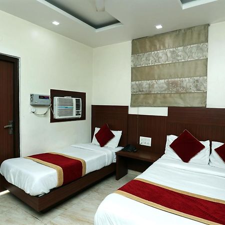 Hotel Toto International Dx New Delhi Exterior photo