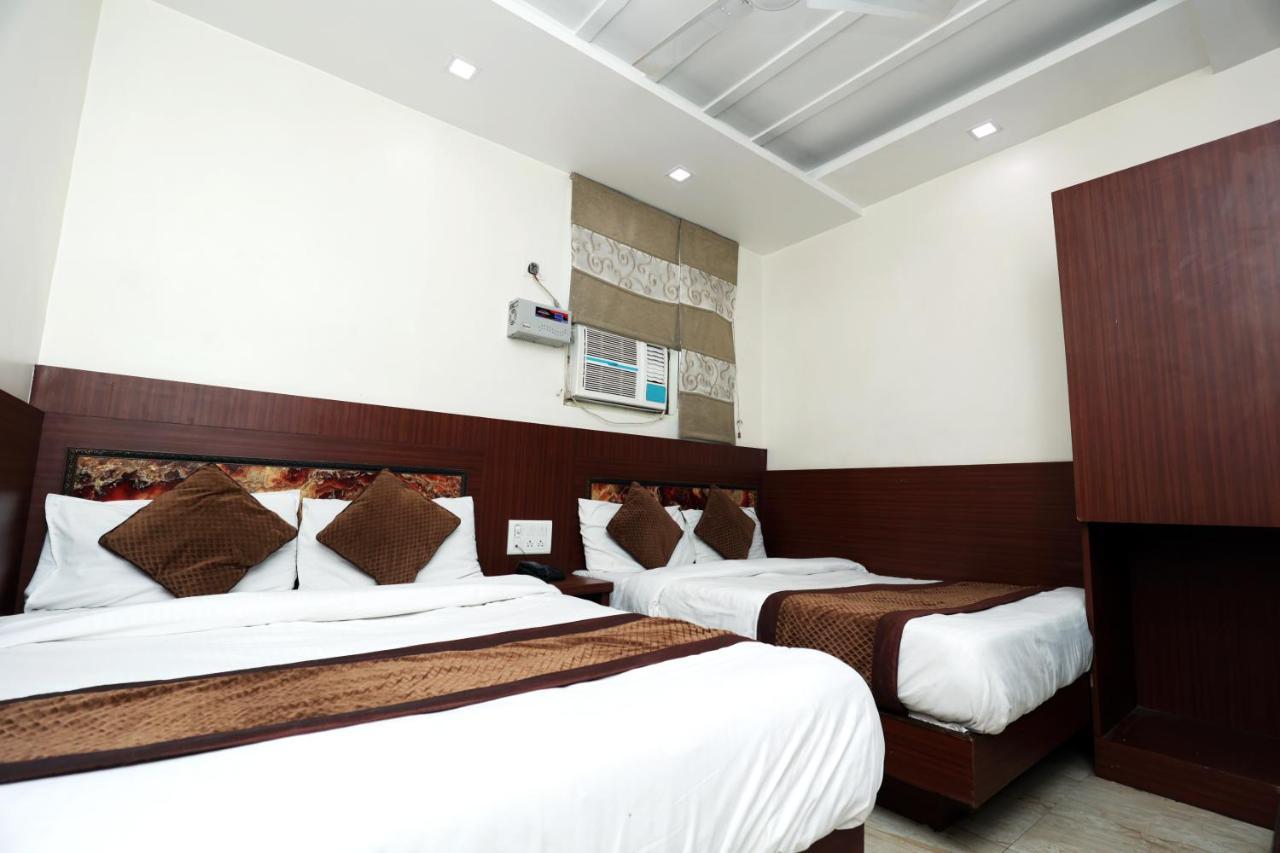 Hotel Toto International Dx New Delhi Exterior photo