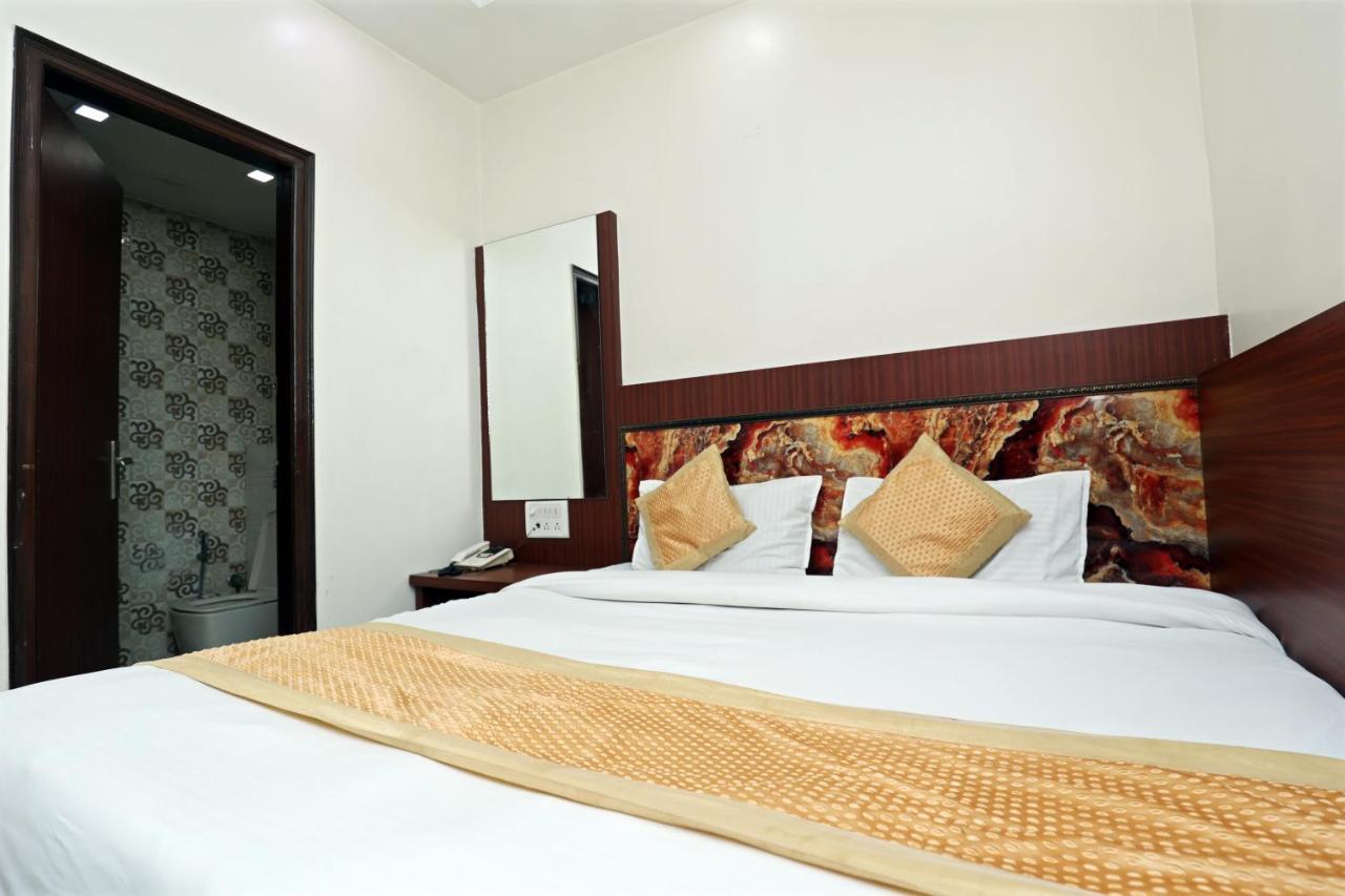 Hotel Toto International Dx New Delhi Exterior photo