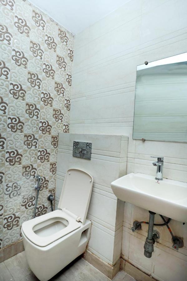 Hotel Toto International Dx New Delhi Exterior photo